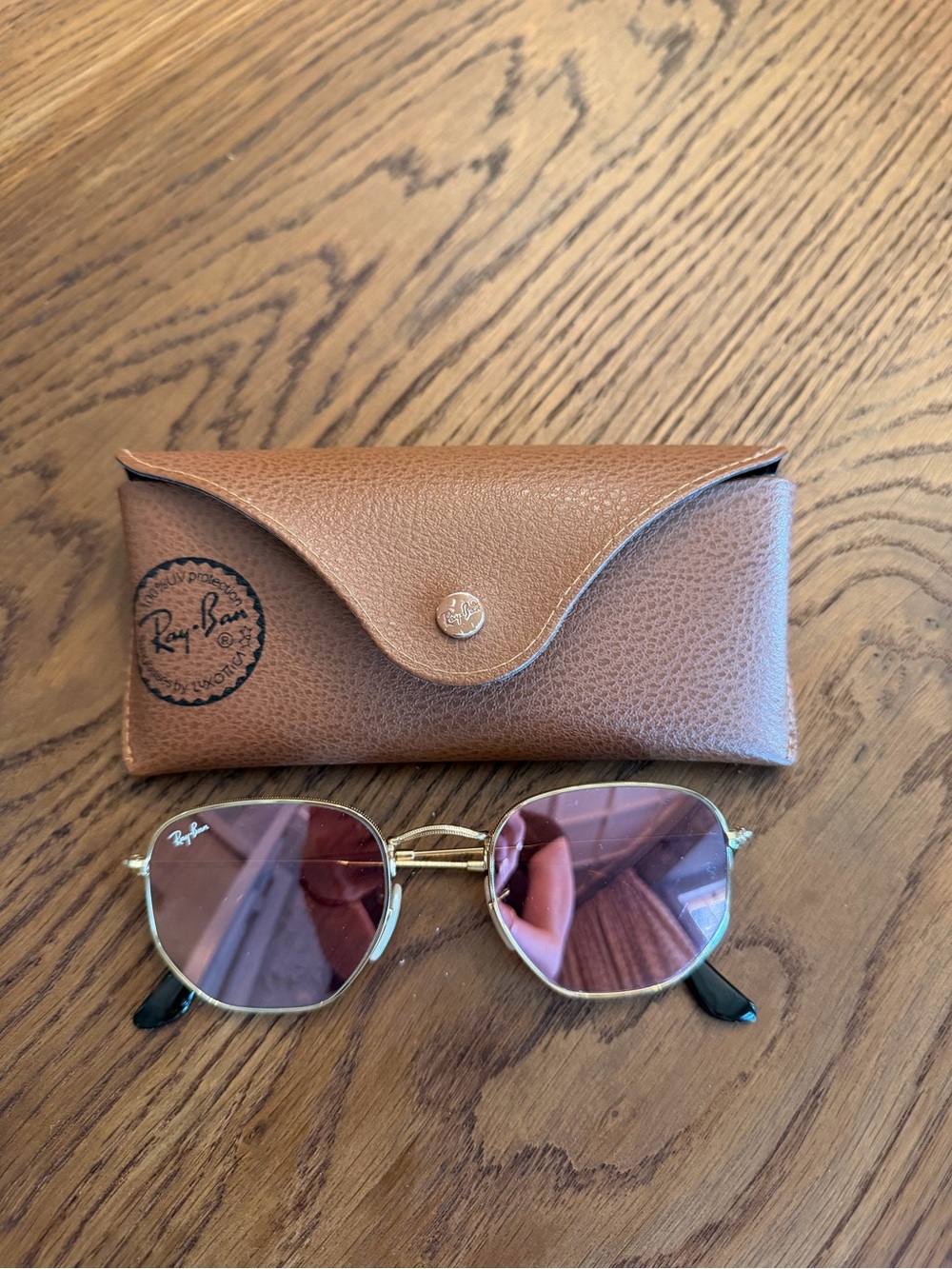 Ray-Ban Pink Hexagonal Flat Lens Sunglasses with Gold Metal Frame - Picture 4 of 6